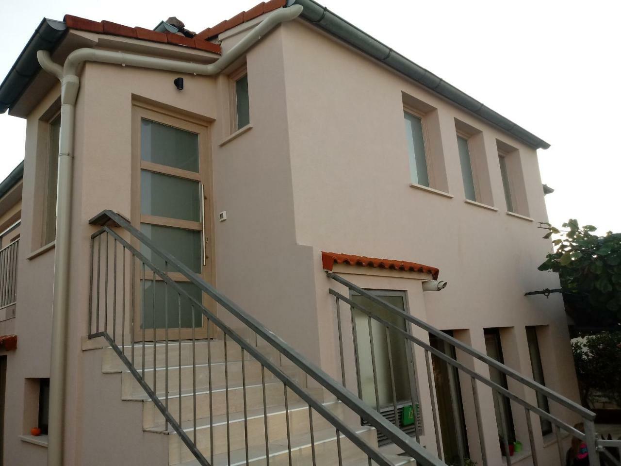 Sunsplash Apartments Pula Extérieur photo