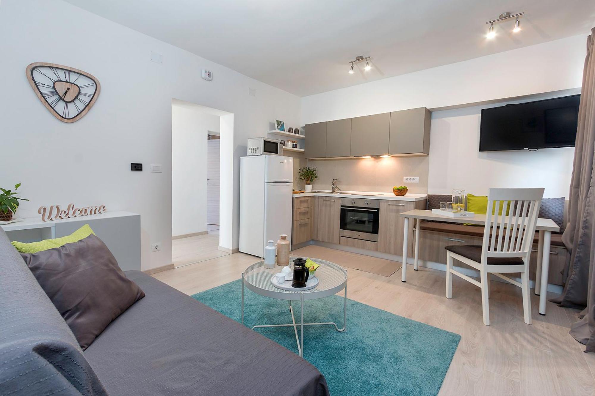 Sunsplash Apartments Pula Extérieur photo