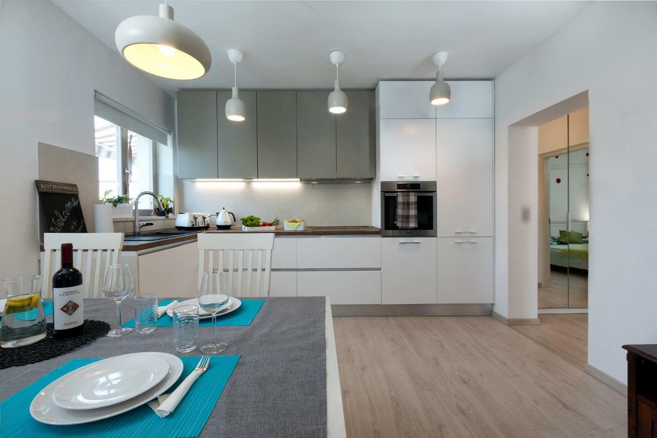 Sunsplash Apartments Pula Extérieur photo
